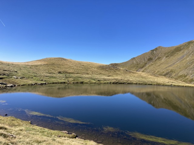 エスカレーラ湖で一休み