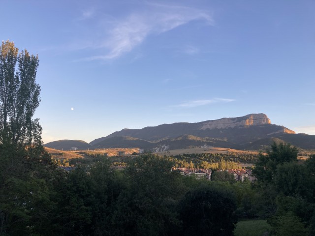 ハカの街から夕景を眺める